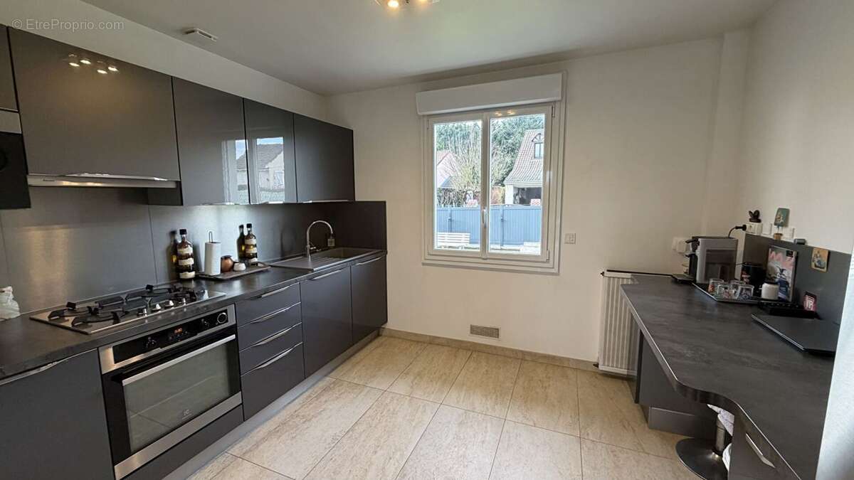 59585279c.jpg - Maison à NEUILLY-EN-THELLE