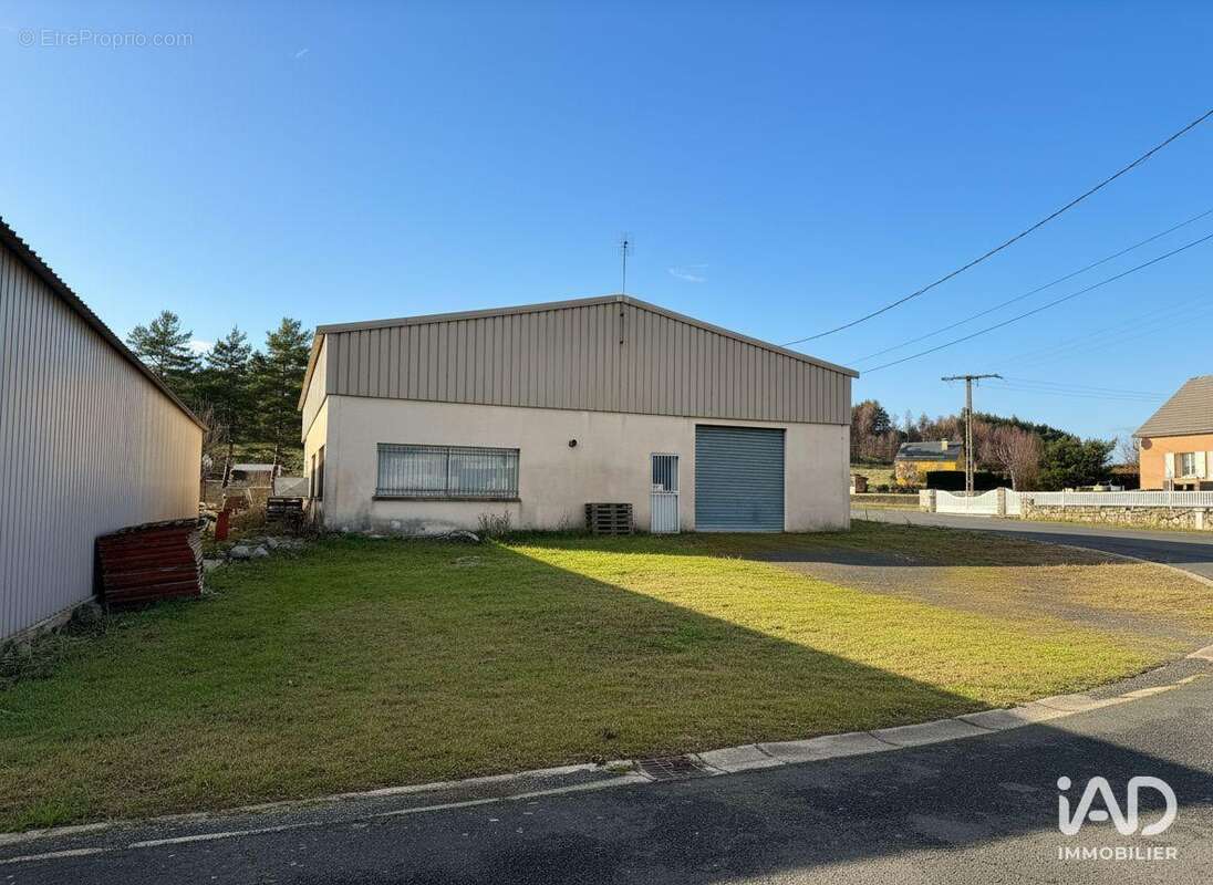 Photo 3 - Commerce à RIMEIZE