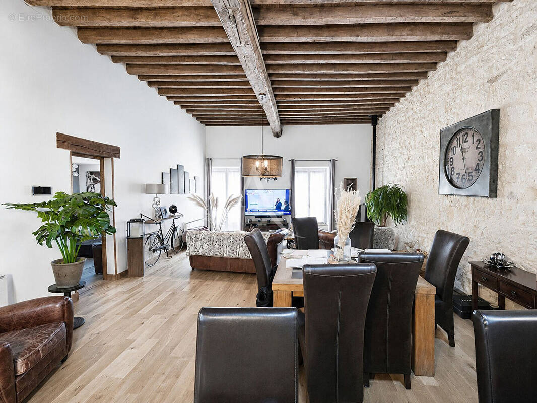 Maison à MARINES