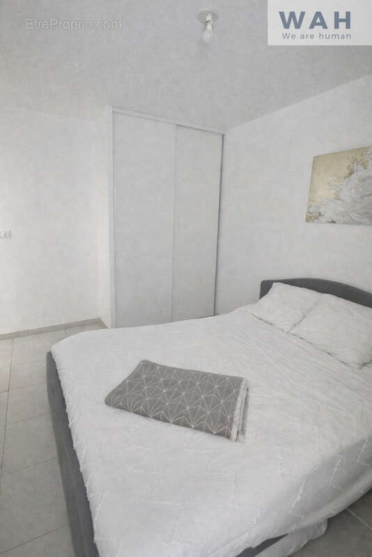Appartement à COURNONTERRAL