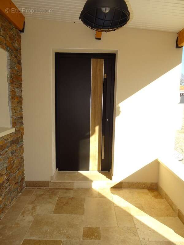 Maison à CHAMPNIERS