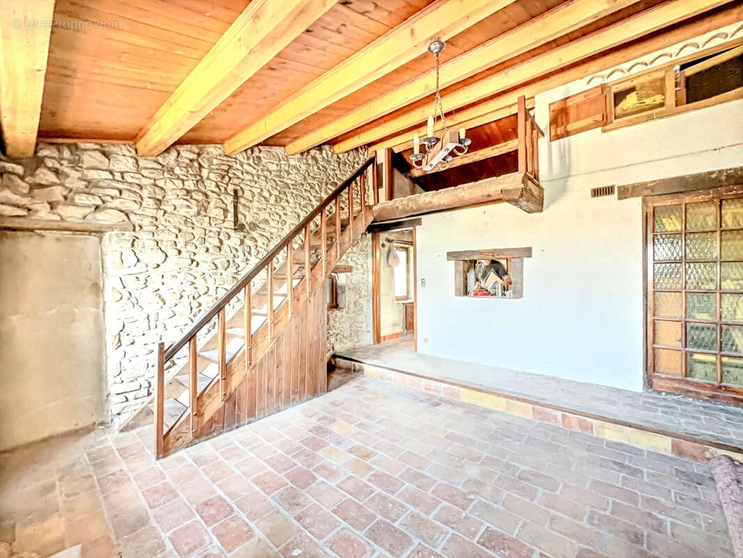 Maison ancienne sur les hauteurs de Ventabren - photo 5