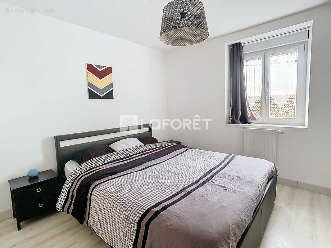 Appartement à NEUFCHATEAU