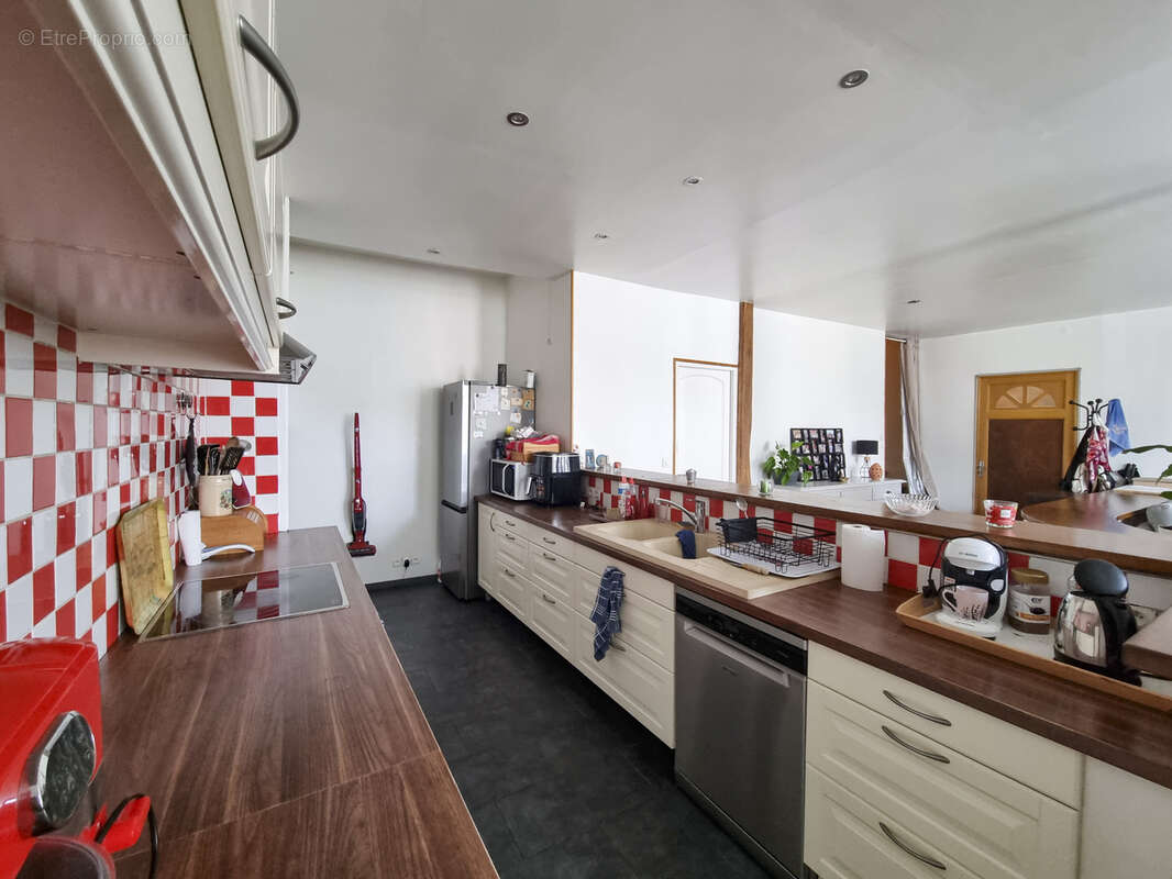 Maison à JOUX-LA-VILLE