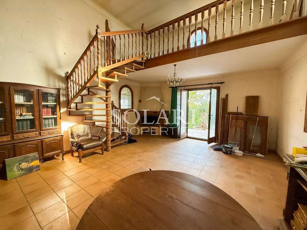 Maison à MANDELIEU-LA-NAPOULE