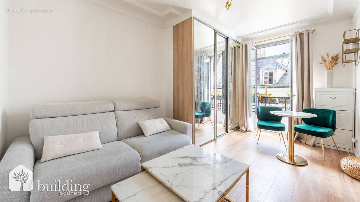 Appartement à PARIS-17E