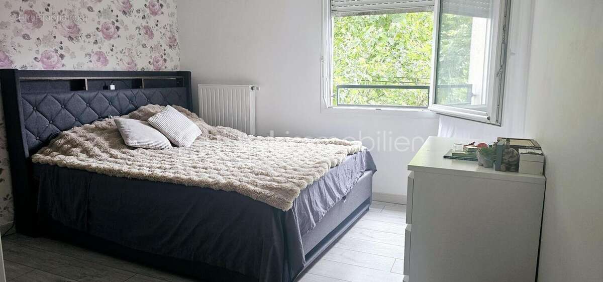 Appartement à ROSNY-SOUS-BOIS