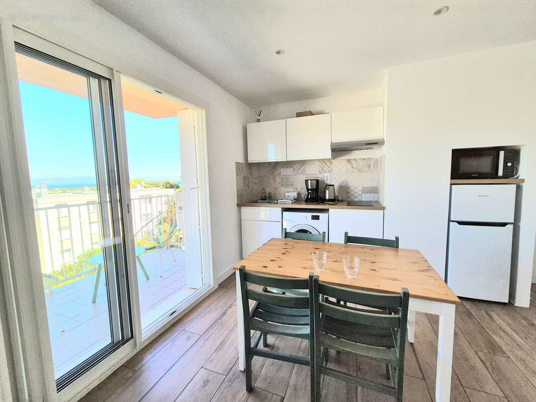 Appartement à HYERES