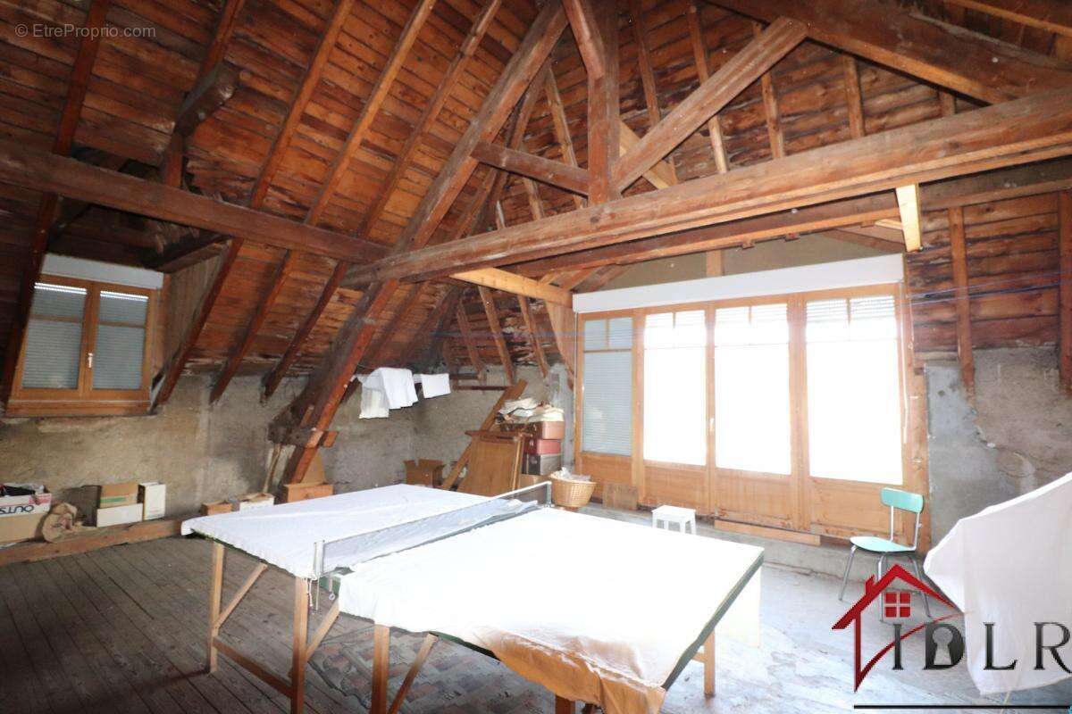 Maison à PONTARLIER