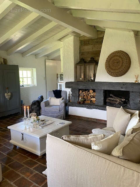 Maison à AUREL