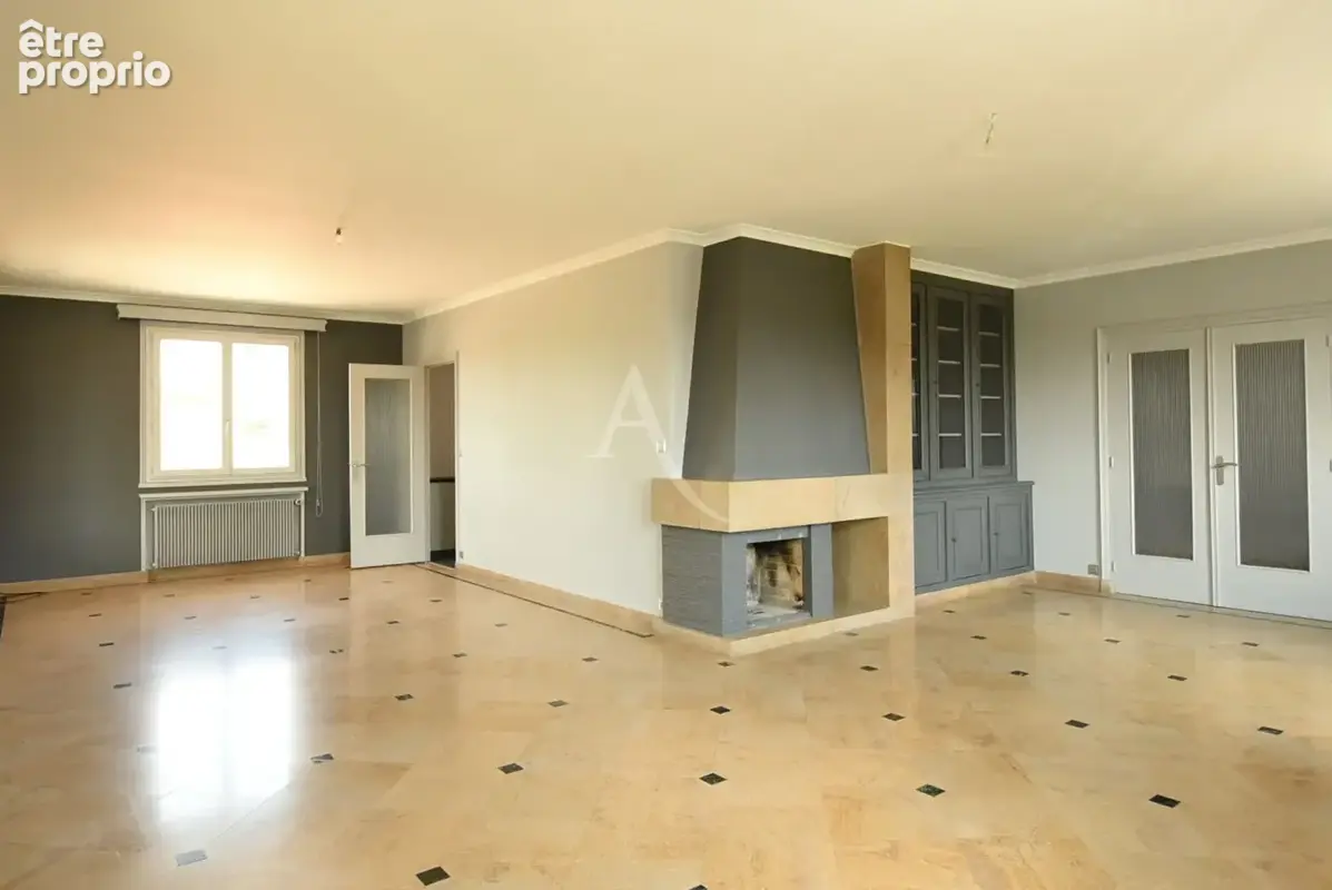 Maison Charnay Les Macon 7 pièce(s) 250 m2 - photo 3