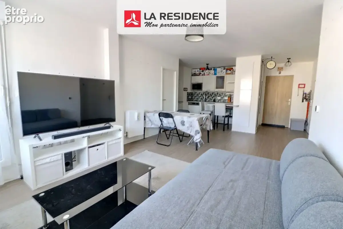 Appartement à DEVILLE-LES-ROUEN