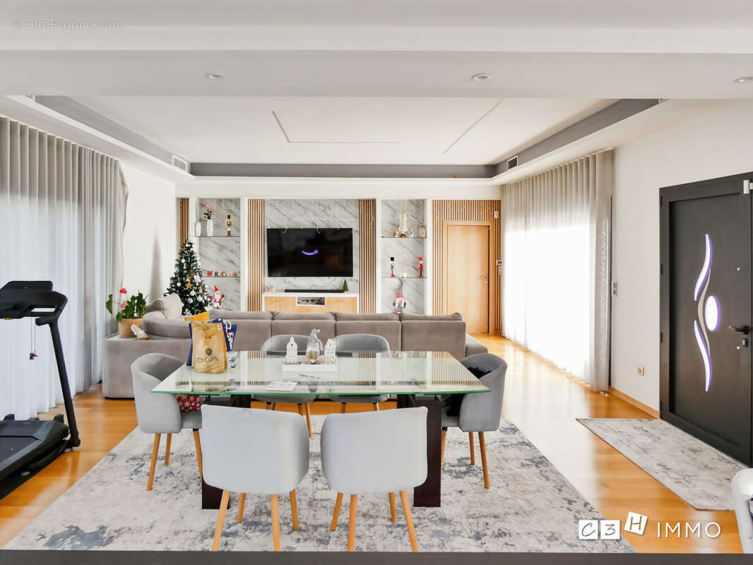 Maison à MARQUEFAVE