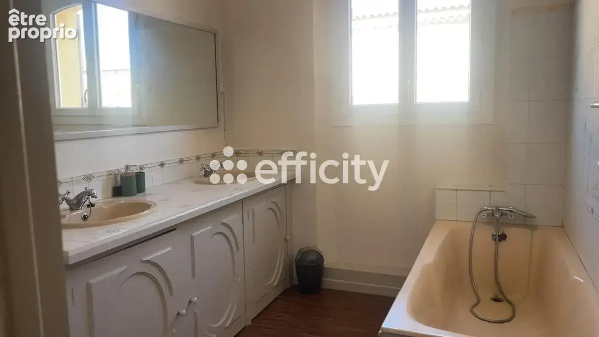 Maison 5 pièces 138 m² à vendre à Cabannes (13440) - photo 14