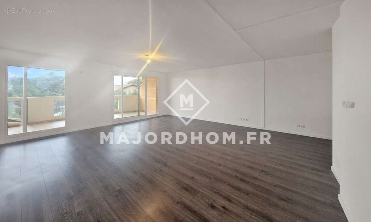 Appartement à MARSEILLE-15E