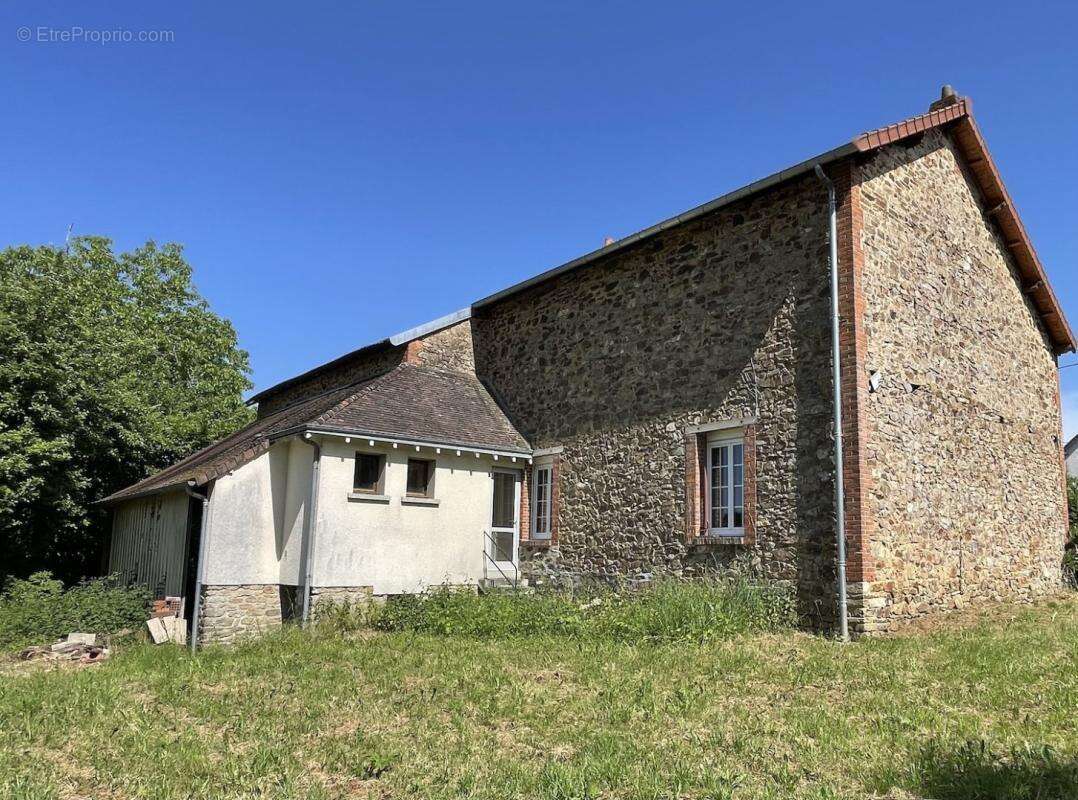 Maison à MEASNES
