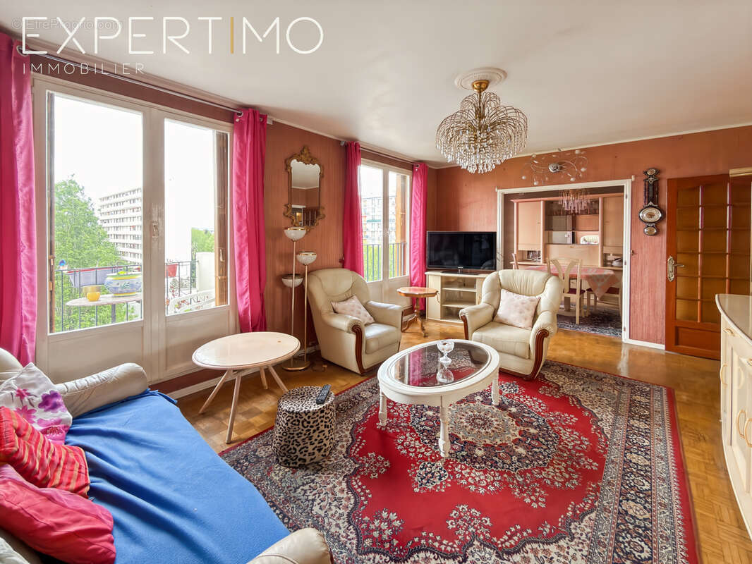 Appartement à EPINAY-SUR-SEINE