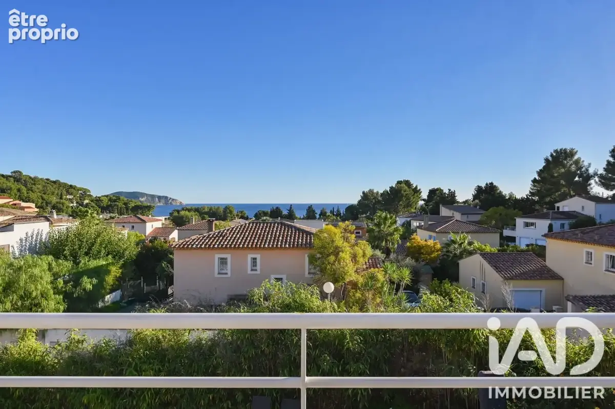 Photo 1 - Maison à LA CIOTAT