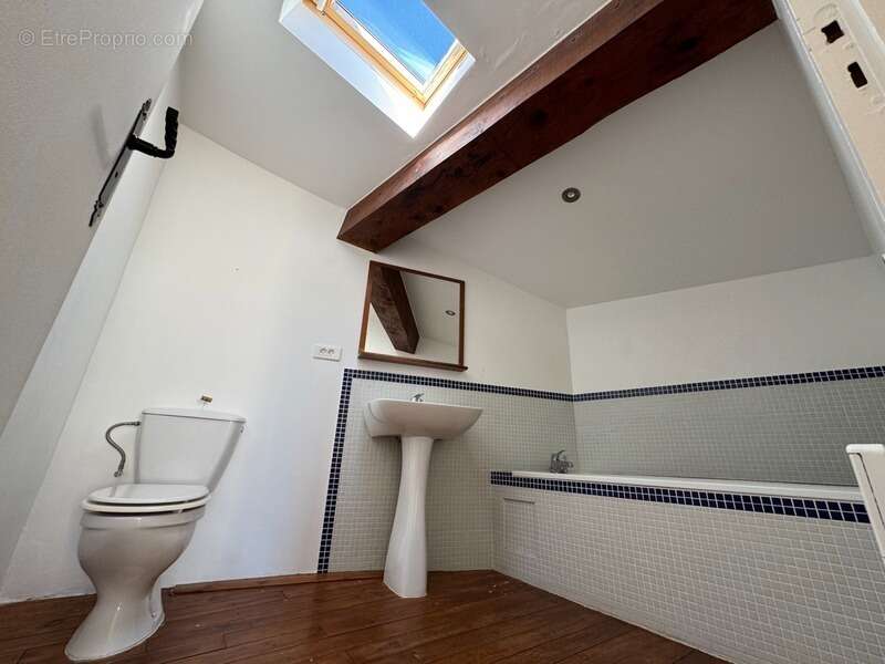 Maison à SERVIES-EN-VAL