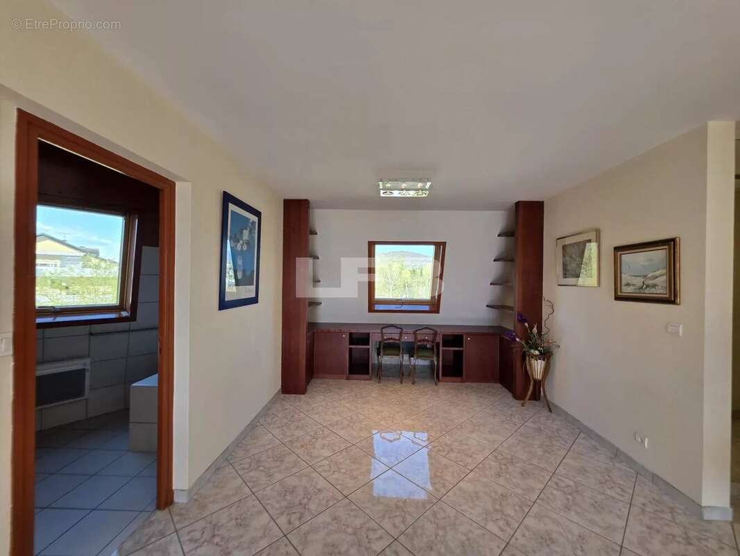 Appartement à AIX-LES-BAINS