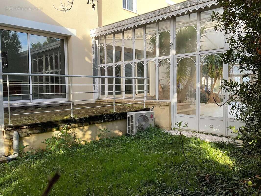 Appartement 164 m² à Buxerolles  - photo 8