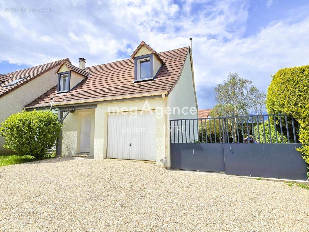 Maison à RAMBOUILLET