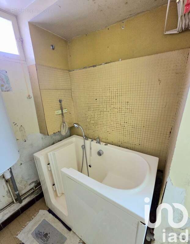 Maison 104 m² à Thollet  - photo 8