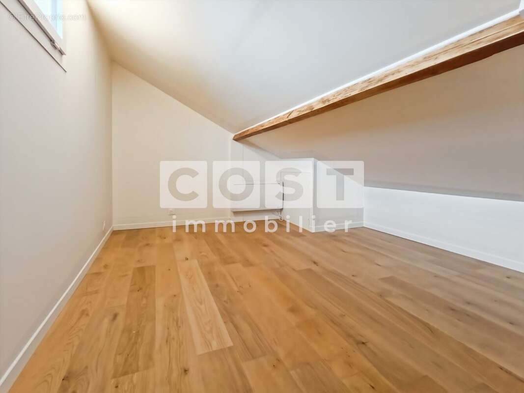 Appartement à BOIS-COLOMBES