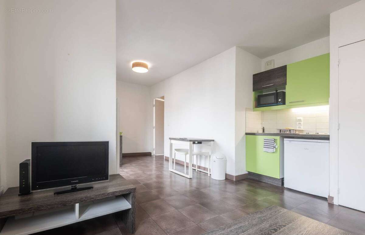 INVESTISSEMENT LOCATIF  GRENOBLE  Résidence étudiante Campus Universités Grenoble - 4,80 % de rentabilité - photo 2