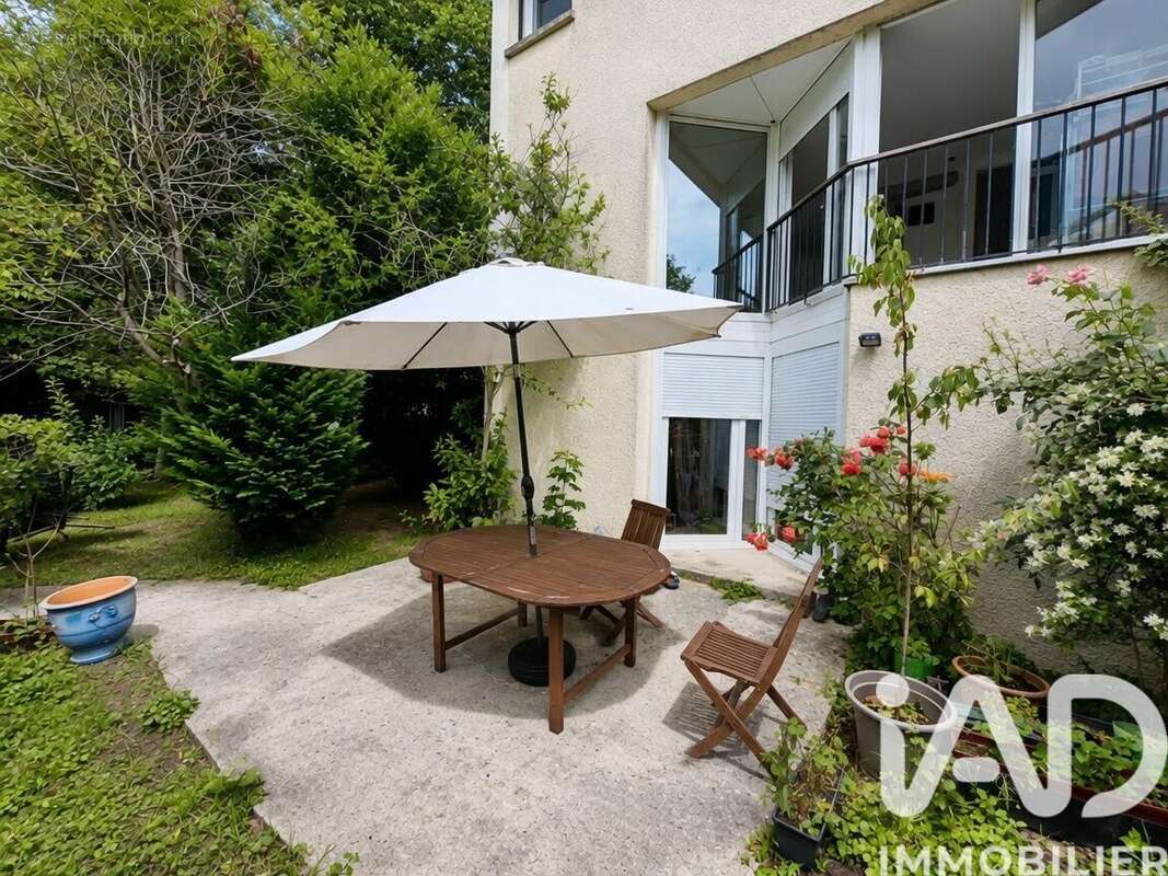 Photo 8 - Appartement à LES ULIS