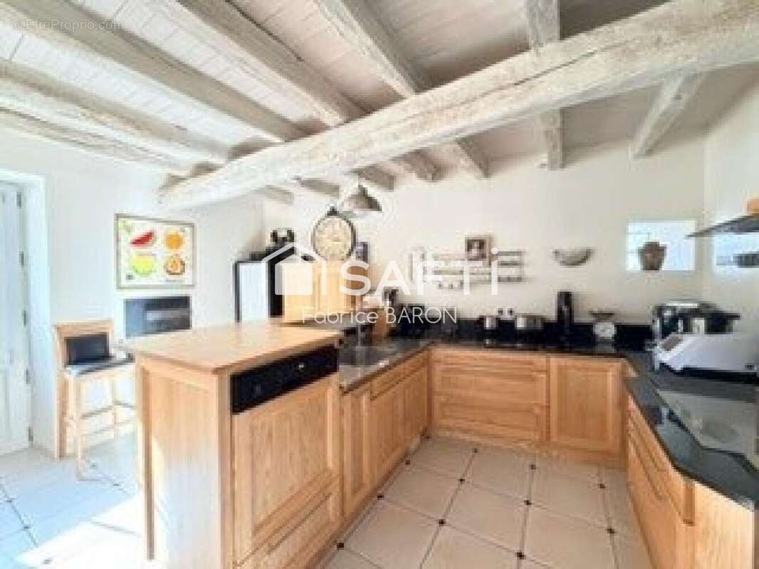 Maison 237 m² à Mignaloux-Beauvoir  - photo 8