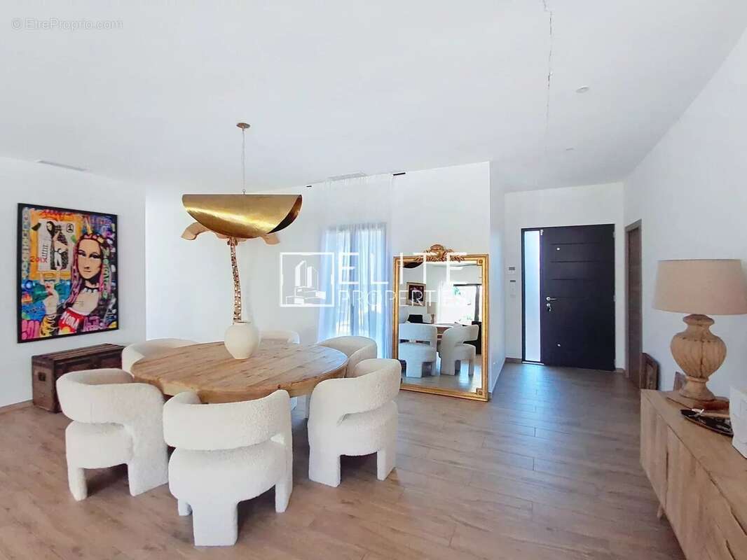 Évasion et raffinement : villa de caractère rénovée - photo 8