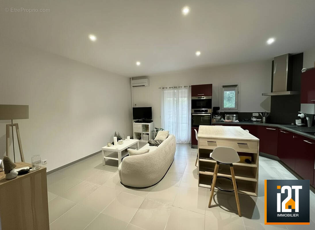 Appartement à SAINT-GENIES-DE-MALGOIRES