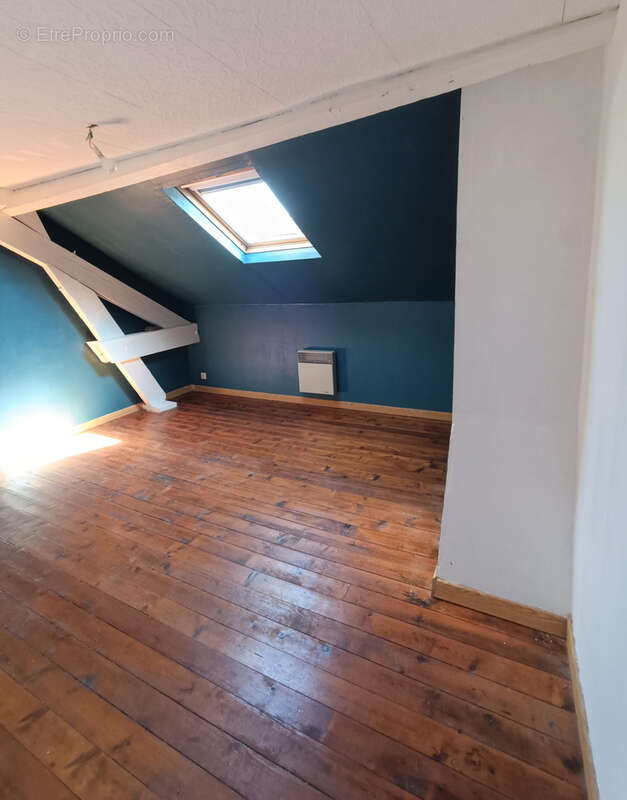 Maison à MONT-D&#039;ORIGNY