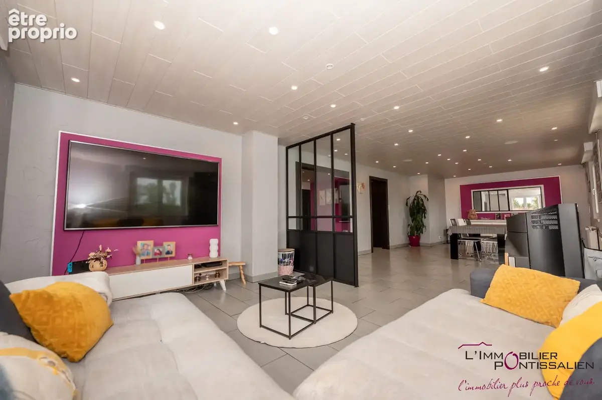 Maison - vuillecin - 200m2 - 6 chambres - photo 22