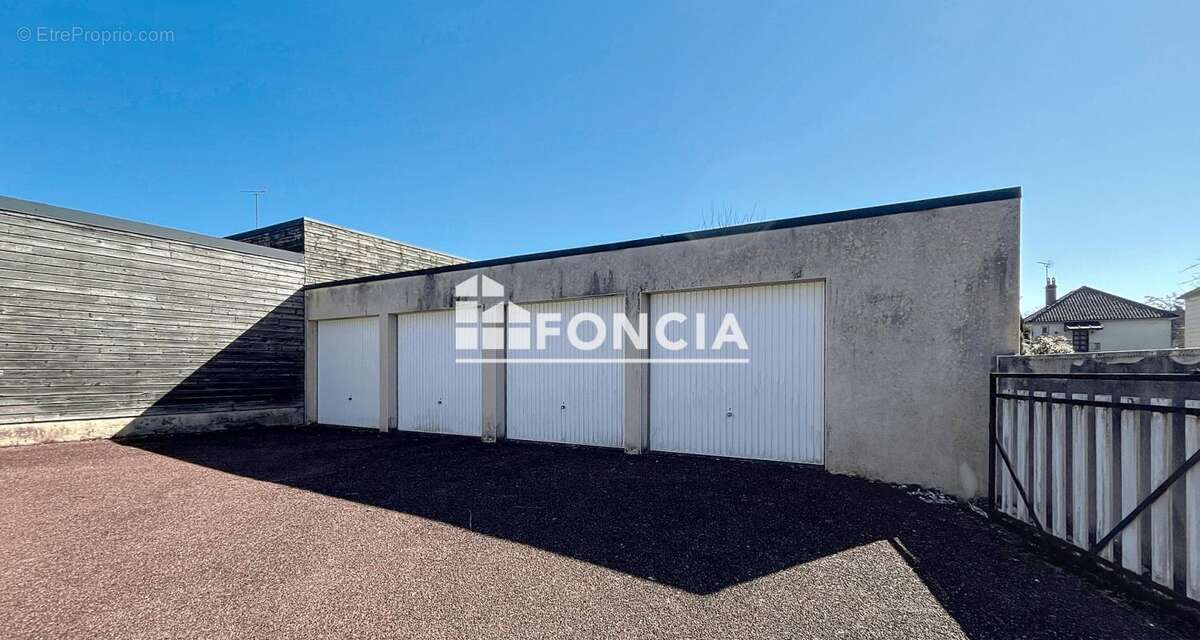 Maison à SAINT-GEORGES-DES-GROSEILLERS