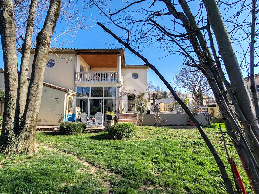 Maison à LIVRON-SUR-DROME