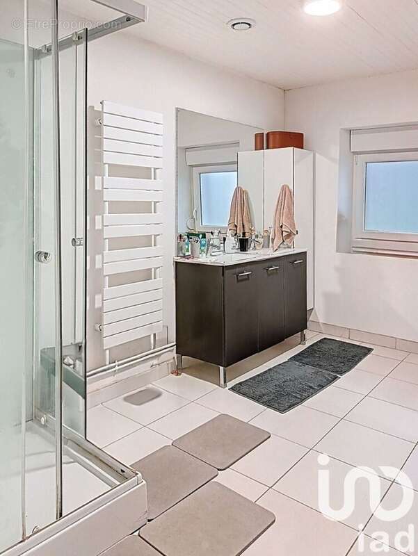 Photo 9 - Maison à VELAINE-EN-HAYE