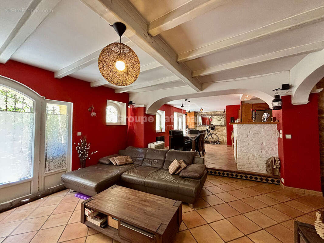 Maison Saint Nazaire de Pezan 6 pièce(s) 117 m2 avec terrasse et piscine - photo 4