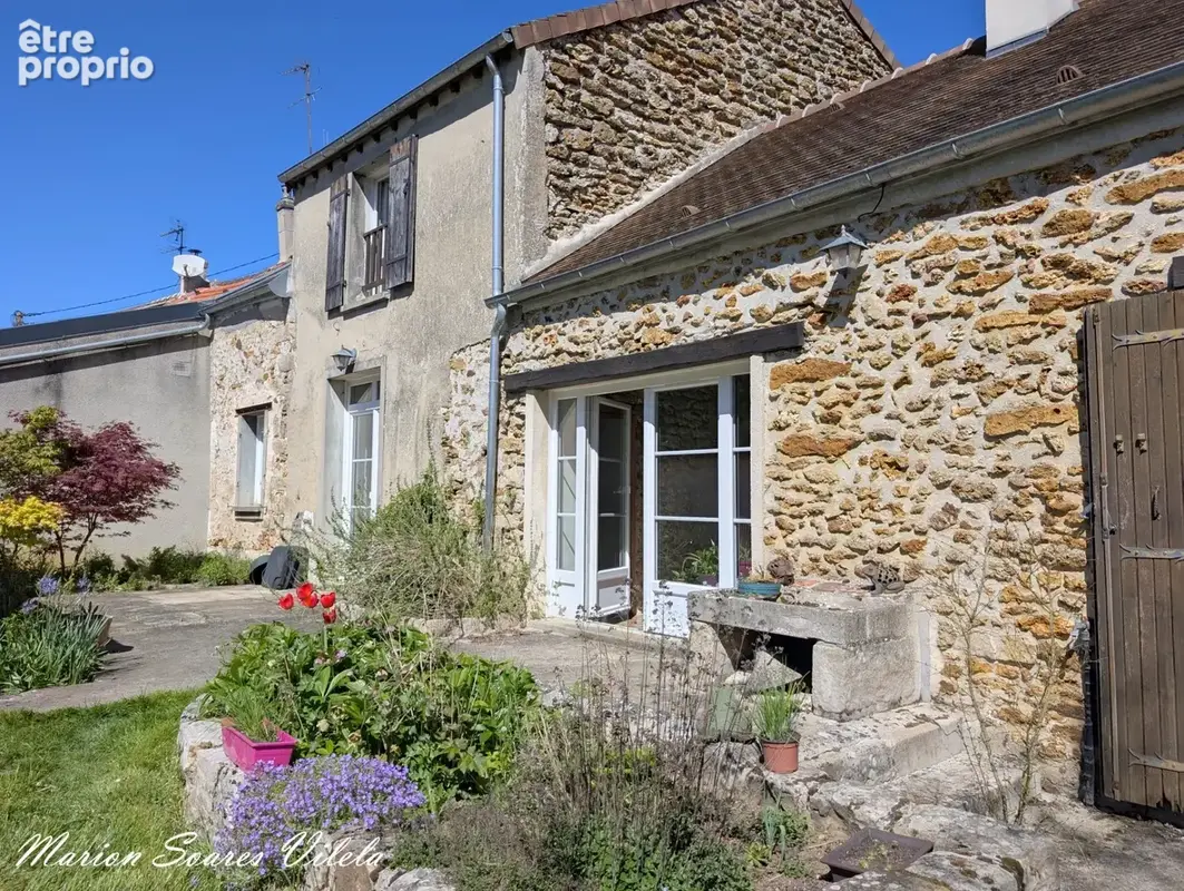 Maison à CHAUMES-EN-BRIE