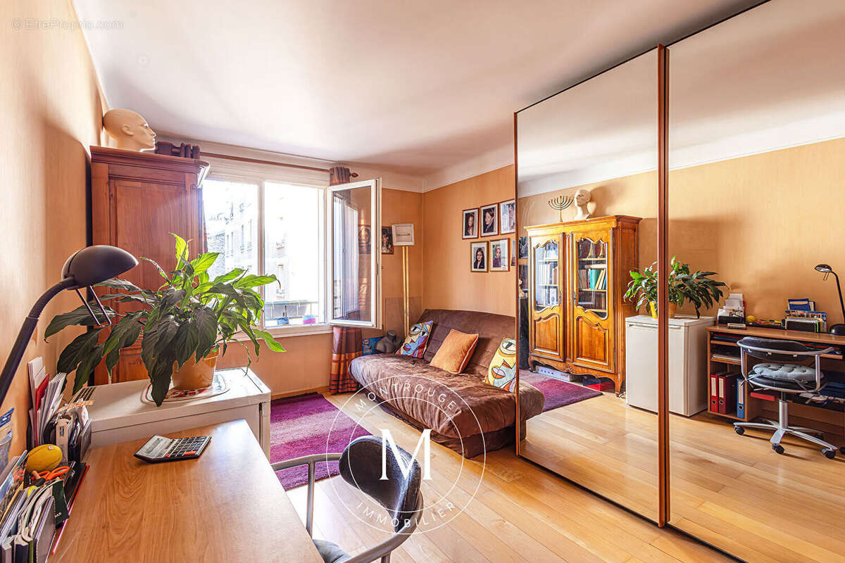 Appartement à MONTROUGE