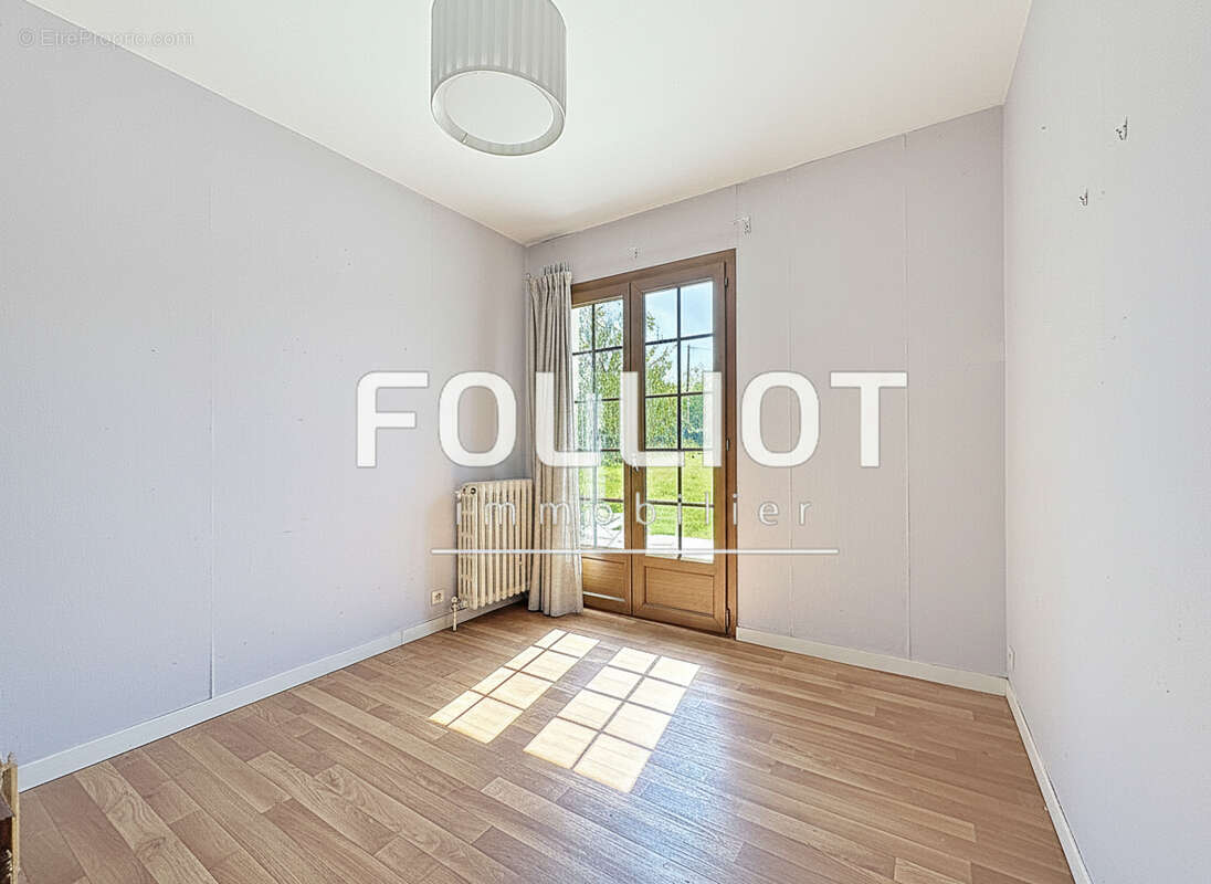 À vendre Maison Saint Planchers 7 pièce(s) 145 m2 - photo 8
