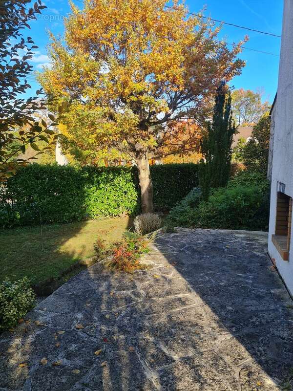 Maison à DAMMARIE-LES-LYS