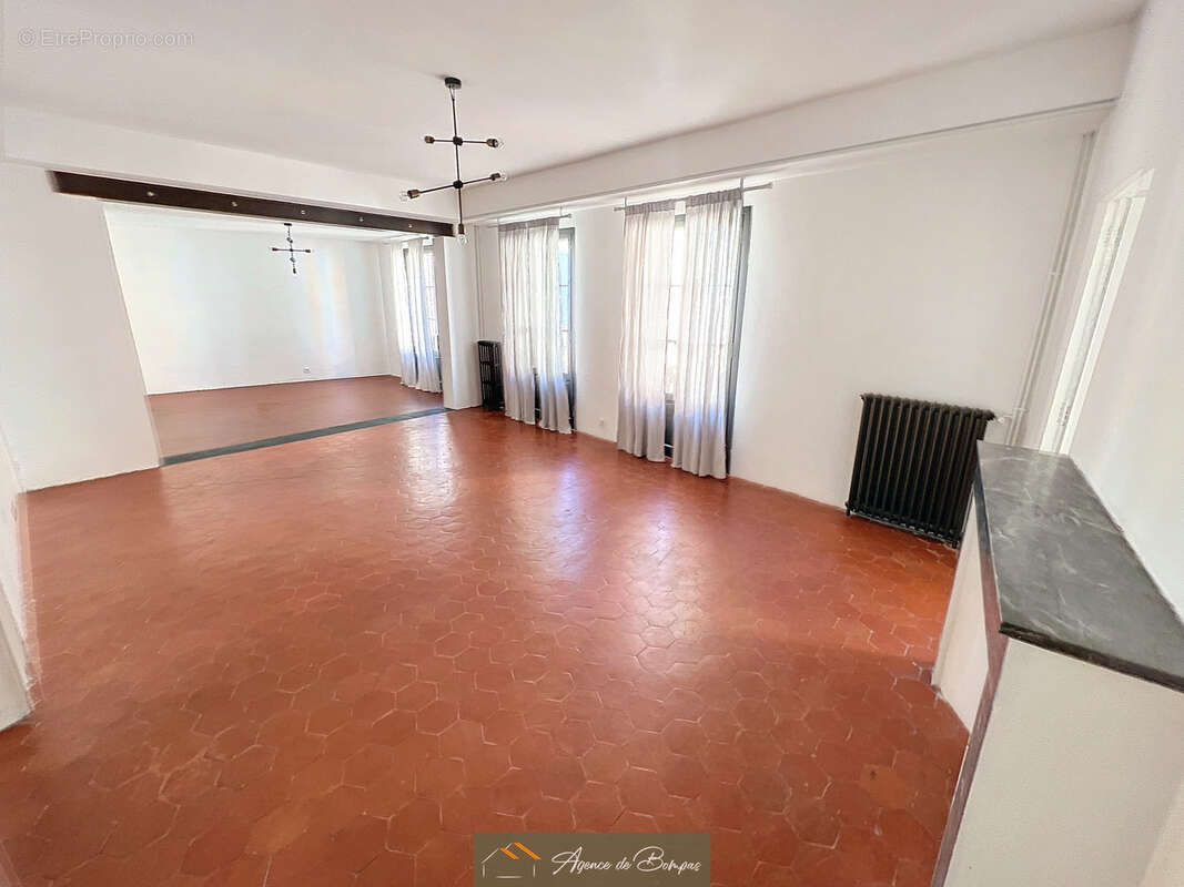 Appartement duplex de 145 m2 et cave 9 m2 - photo 3