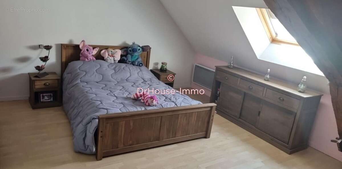 Maison 185 m² à Vaite  - photo 13