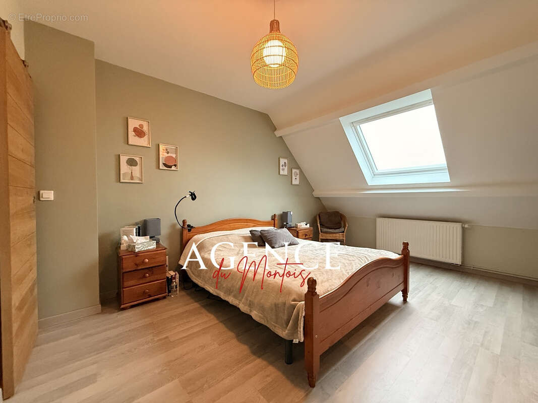 Maison à LONGUEVILLE