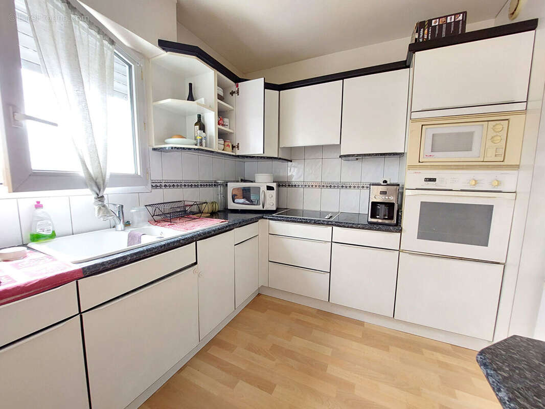 Appartement à MELESSE