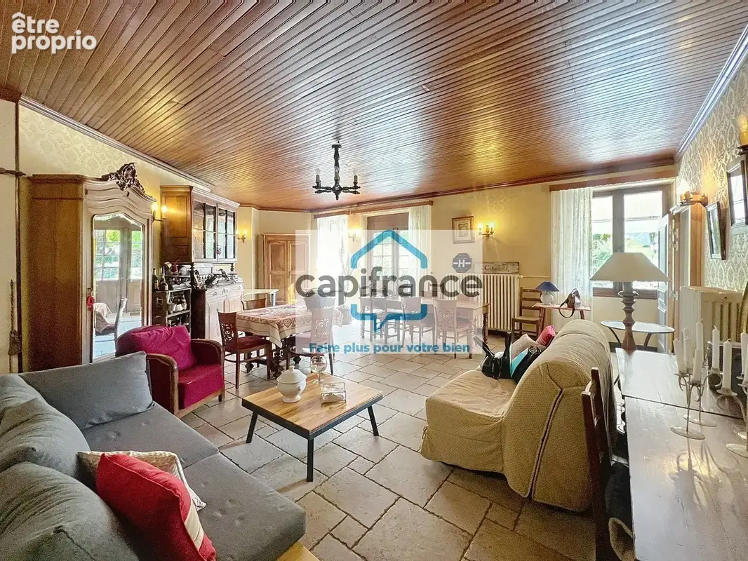 A vendre VALGELON-LA ROCHETTE (73) Murs 406 m² + sous sol, sur parcelle de 1 053m² - photo 4