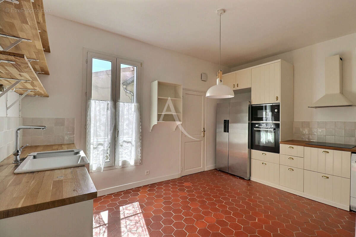 Appartement à MAISONS-LAFFITTE