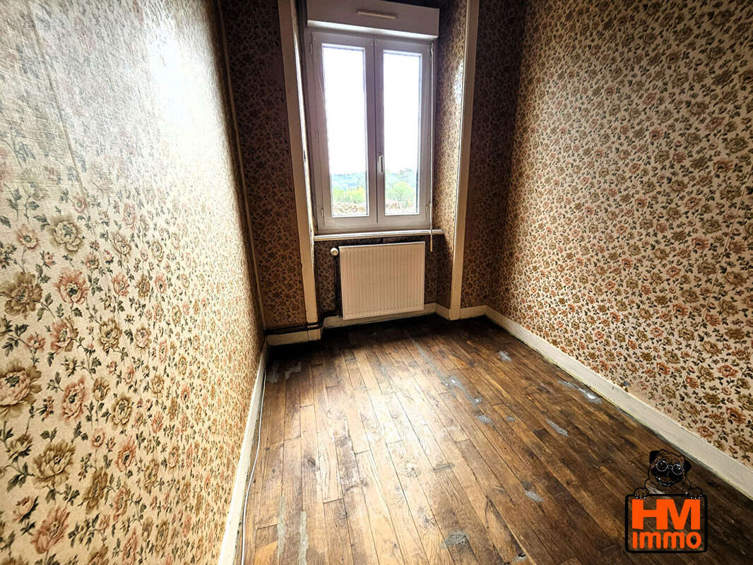 Maison à RILHAC-LASTOURS